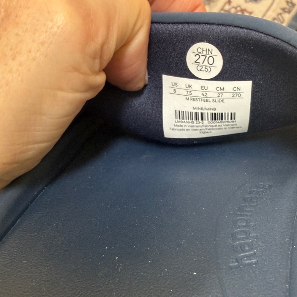 Lululemon Navy Restfeel Slides Size 8 - Picture 6 of 6